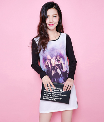 拉夏贝尔 秋新款女装街头人物印花休闲圆领长袖连衣裙 黑色 S